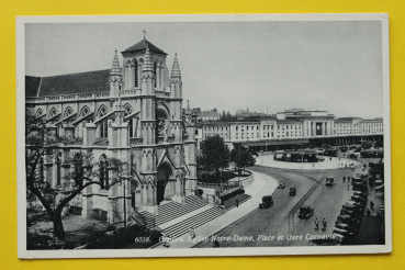 Ansichtskarte AK Genf / Bahnhof Cornavin / 1940er Jahre / Kirche Notre Dame – Autos – Olditmer – Straßenansicht
